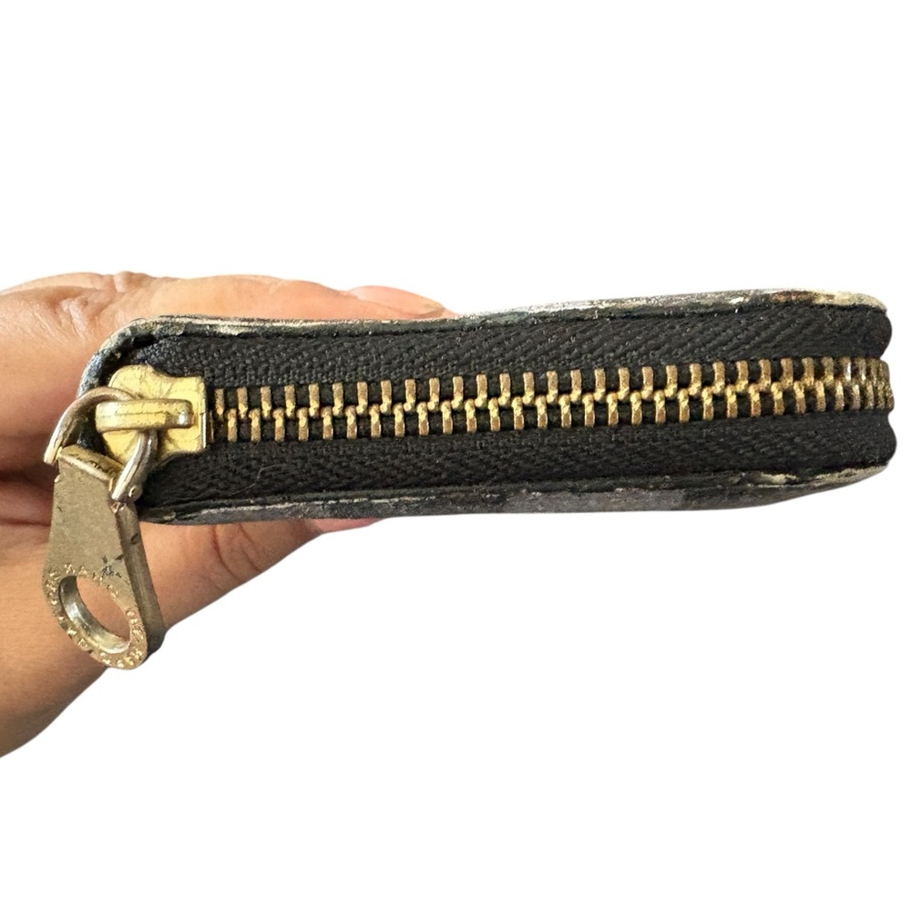 Marc Jacobs Checkered long zippered Wallet - Picture 3 of 12